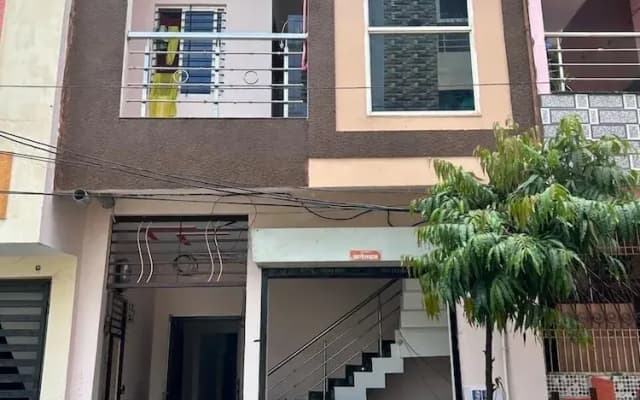 Anirudhha Home Stay