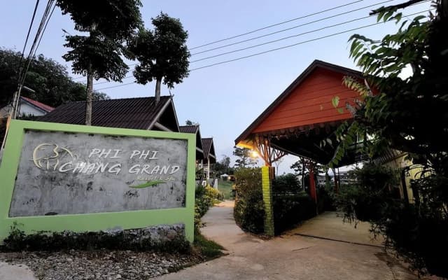 Phi Phi Chang Grand Resort & Spa