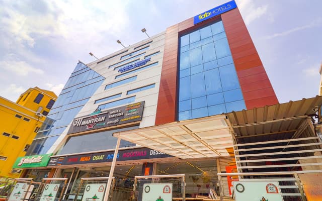 FabHotel Aamantran & Banquet Halls