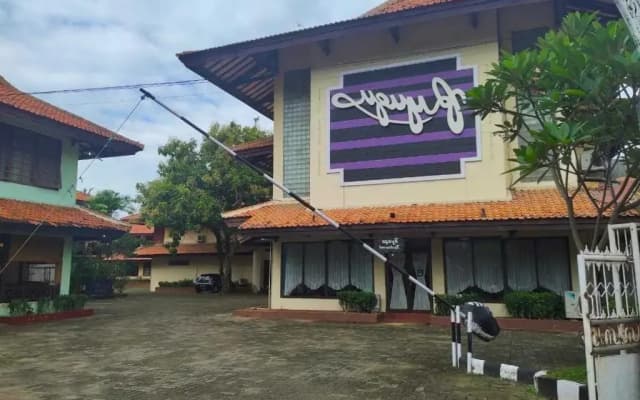 Putri Duyung Hotel Anyer by RedDoorz
