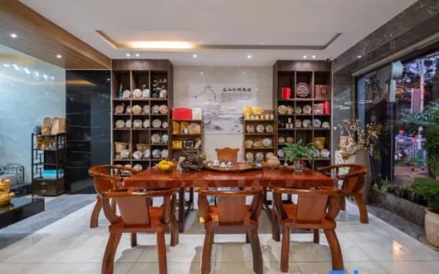 Lancang Jinhua Boutique Theme Hotel