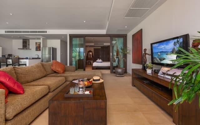 Serenity Grand Seaview Suite