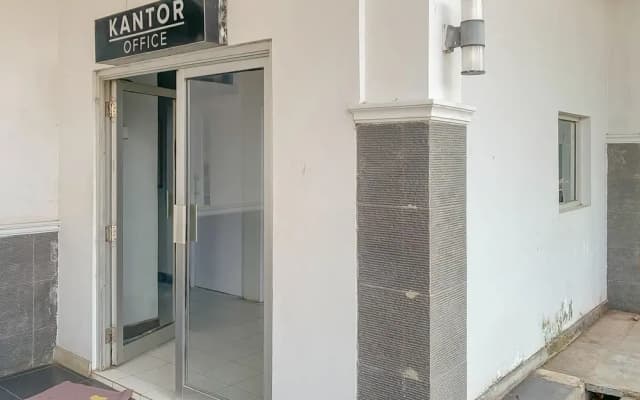 RedDoorz Syariah @ Kadungora Garut
