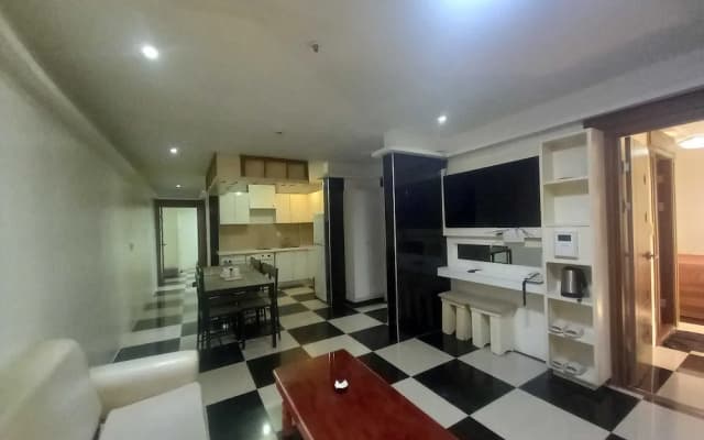 OYO 1141 Healing Condo Hotel
