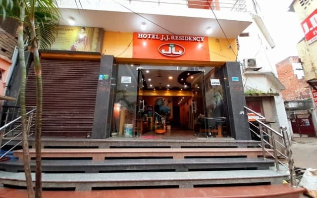 Hotel J.J Residency