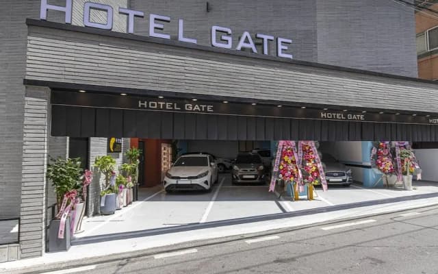 Hotel Gate