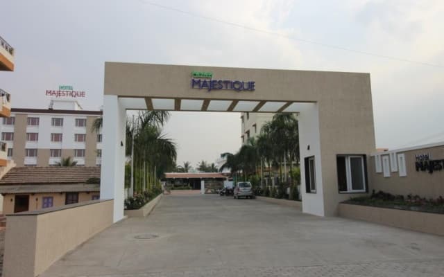 Hotel Majestique pune