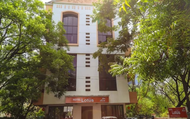 Lotus Hotel