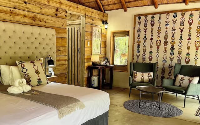 Bundox Safari Lodge