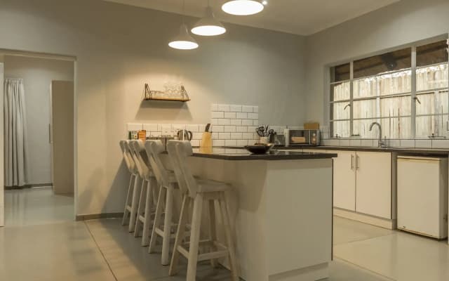 Kingfisher Creek Safari Lodge