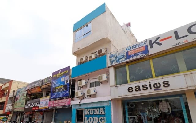 Kunal Lodge By OYO Rooms