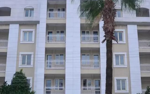 Almena Hotel
