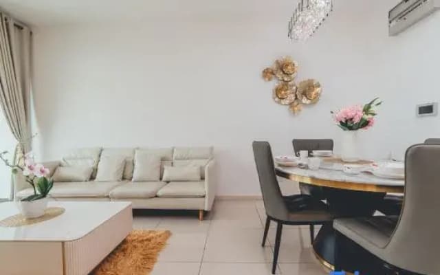 Macrolink Medini Starry Stay 3BR 5pax Legoland