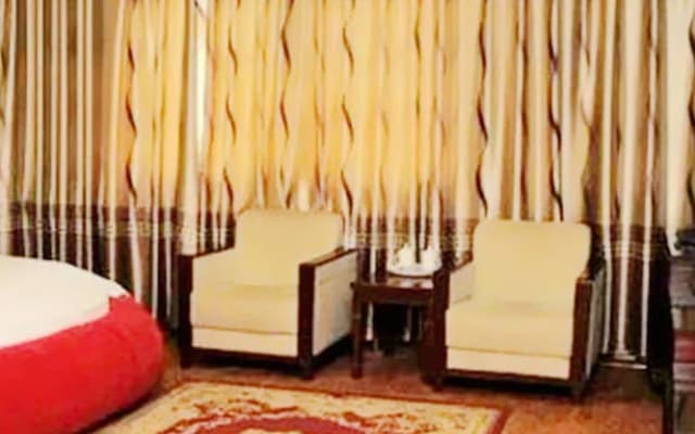 Yinzuo Jiayi Hotel (Dongying Huanghe Road Wanda Plaza)