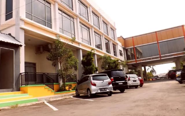 Parkside Mandarin Hotel Pekalongan