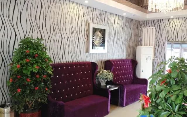City Boutique Hotel(Dalian Railway Station People Saunare Subway Branch