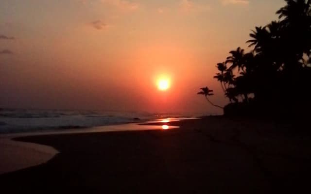 Surf Bay Resort Weligama