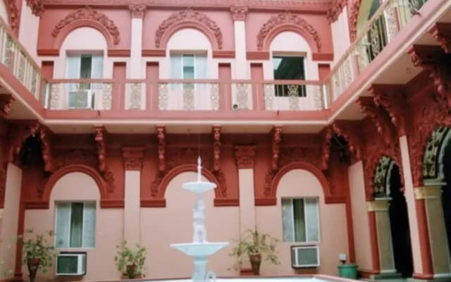 Pallavi International Hotel