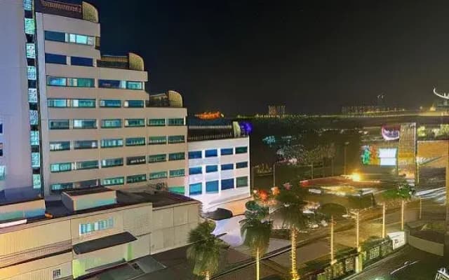 Royal Beach  Residence