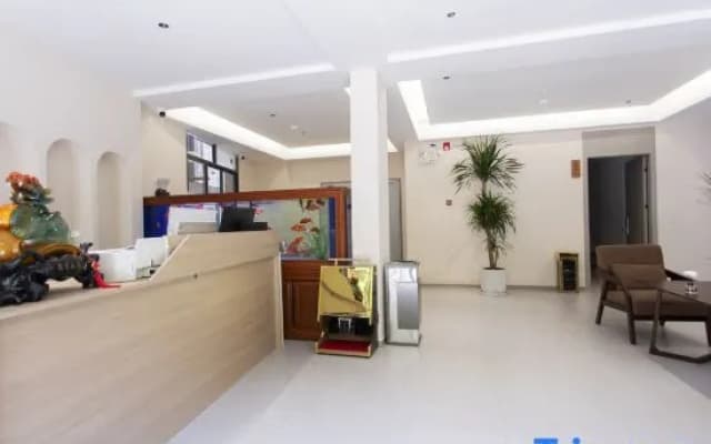 Xijiang Xinqi Hostel (No. 5 Wind Bridge Shop)