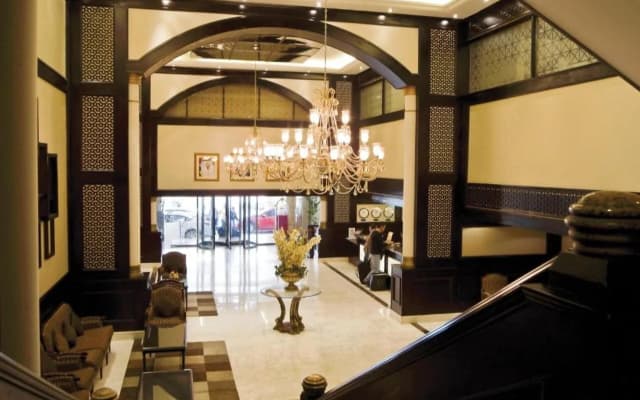 Отель Carlton Tower Hotel