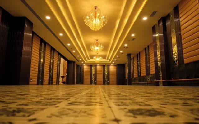 Hotel Adsan Heights