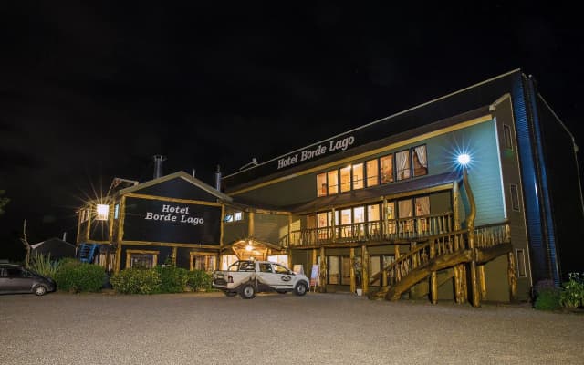 Borde Lago Hotel
