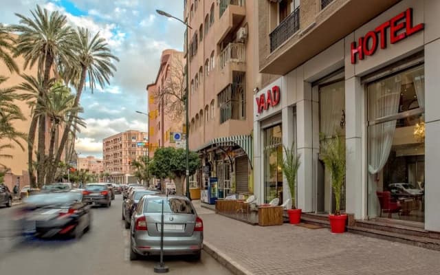 Yaad City Hotel