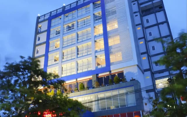 Her Hotel and Trade Center Balikpapan