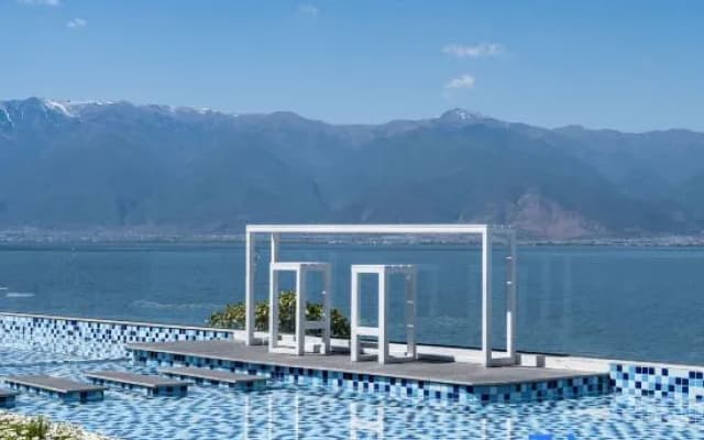 Qihaiban· Sunset Mountains & Seas| Xanadu Villa Erhai Scenic Accommodation