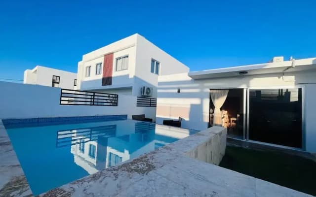 4BR 14 pax Twin Villa-Bbq & private pool