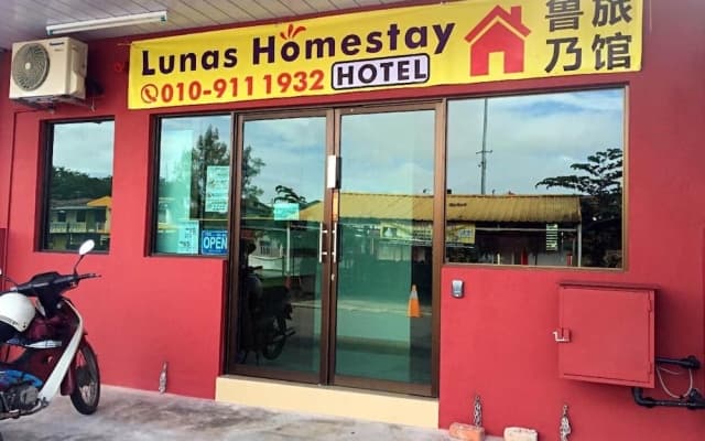 Lunas Homestay by Yolodge