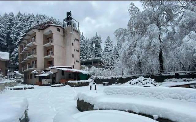 Hotel Ambika Residency