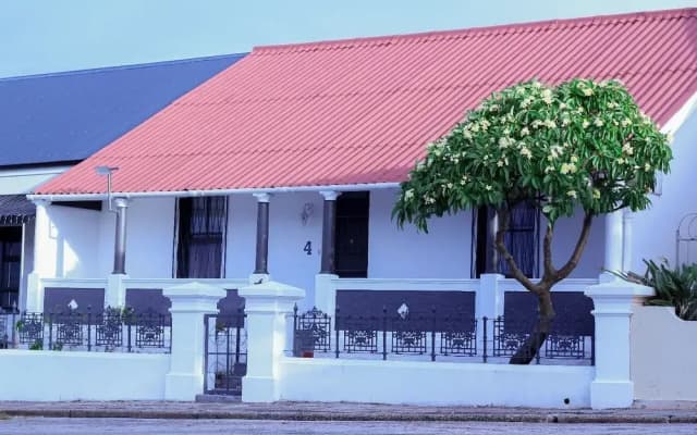 4 Callington guest house