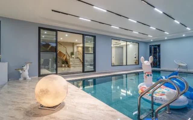 T M L-Jomtien Beach 5 Bedrooms - Independent Swimming Pool and Ktv