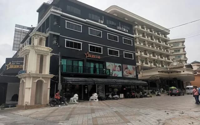 Golden Star Pattaya