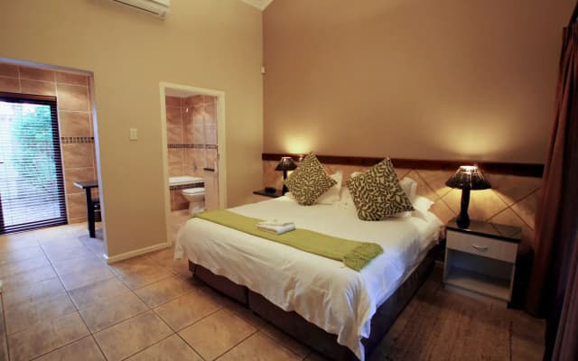 Ibhayi Town Lodge