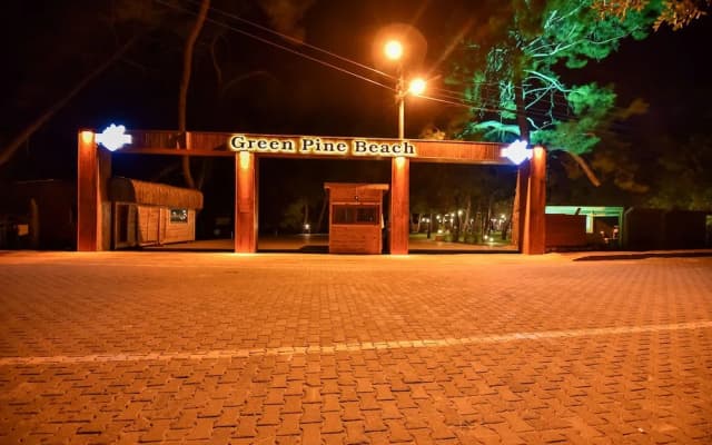 Green Pine Beach & Bungalows Luxury Concept