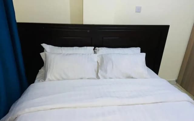 Lux Suites Boujee Homes Utawala