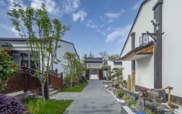 Kaiyuan Life Haitang Yijiu Hotel (Shaoxing Downtown Area)