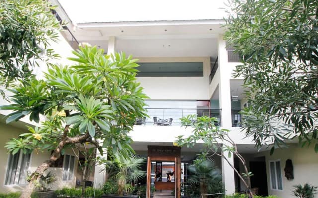 Airy Bandara Soekarno-Hatta Suryadarma Tangerang