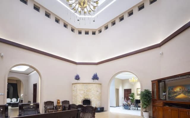 Four Spring Villas And Golfs Da Lat