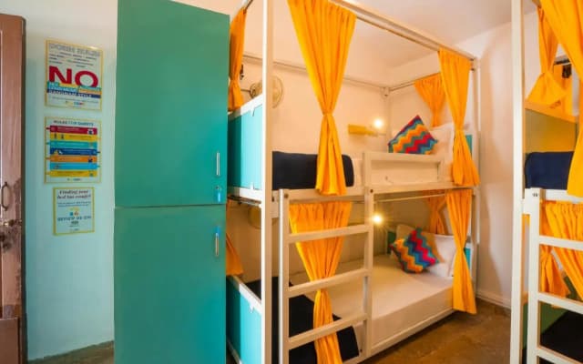 Gostops Goa, Calangute - Rooms & Dorms