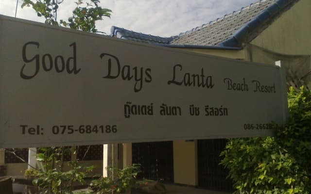 Good Days Lanta Beach Resort
