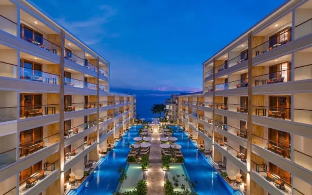 Henann Premier Coast Resort