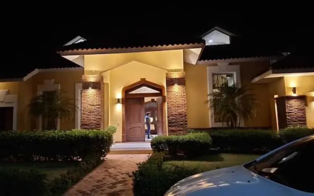 Villa GuavaBerry 5BR 6Bds 12Pax HugePool