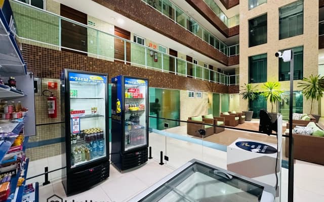 Mar Bello Plaza com TV 50p e Netflix