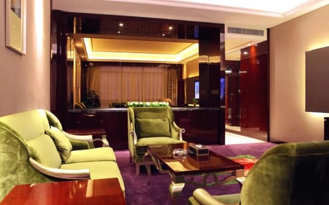 Riverside International Hotel