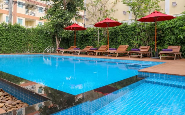 Отель Golden Sea Pattaya Hotel