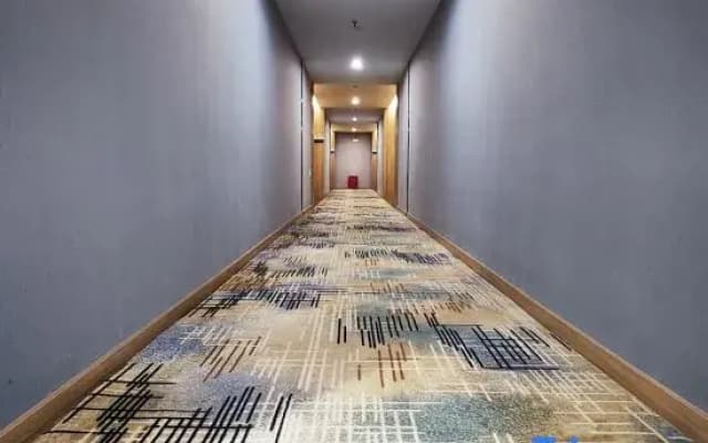 Shaoxing Shangyu Baiyun Hotel